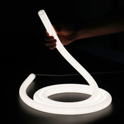 Difusor llevado luminoso de la luz de tira de 360 grados alrededor de la luz del tubo de neón de la cuerda de 360 silicones
