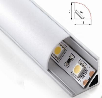 Barra de iluminación linear dura de aluminio SMD2835 2700K de las tiras del LED Dotless para el gabinete